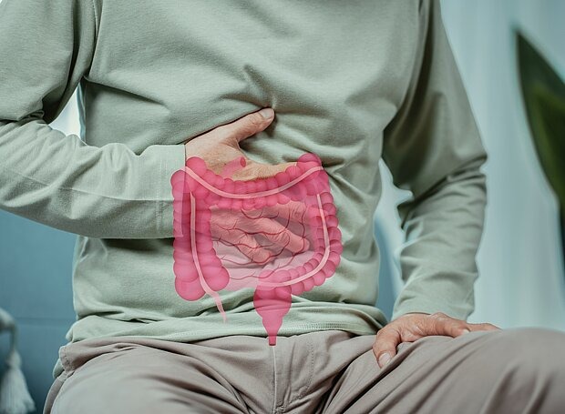 Informationen zu Darmkrebs Mann mit Darmbeschwerden